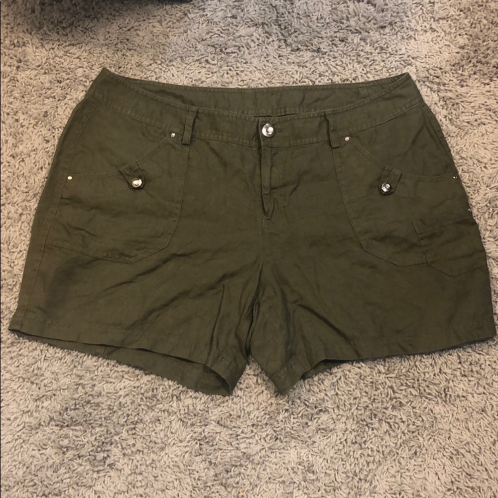 INC International Regular Fit Button Front Shorts - Picture 2 of 4